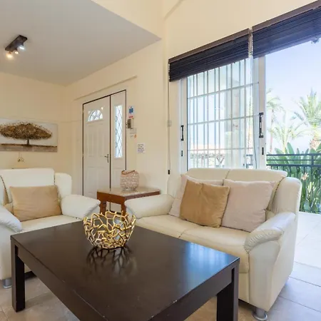 Amorosa Villa Neo Chorio