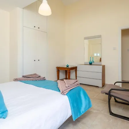 Amorosa * Neo Chorio