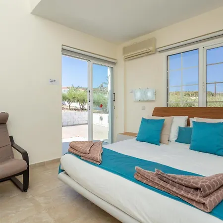Amorosa