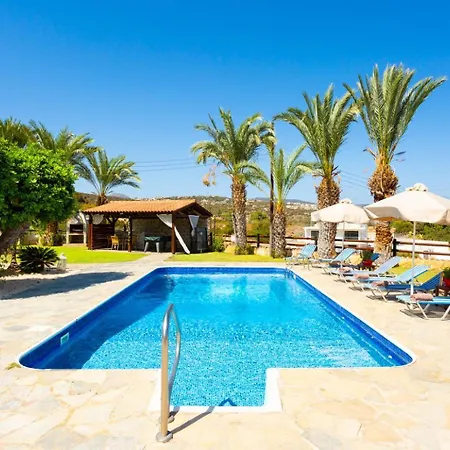 Amorosa Villa *